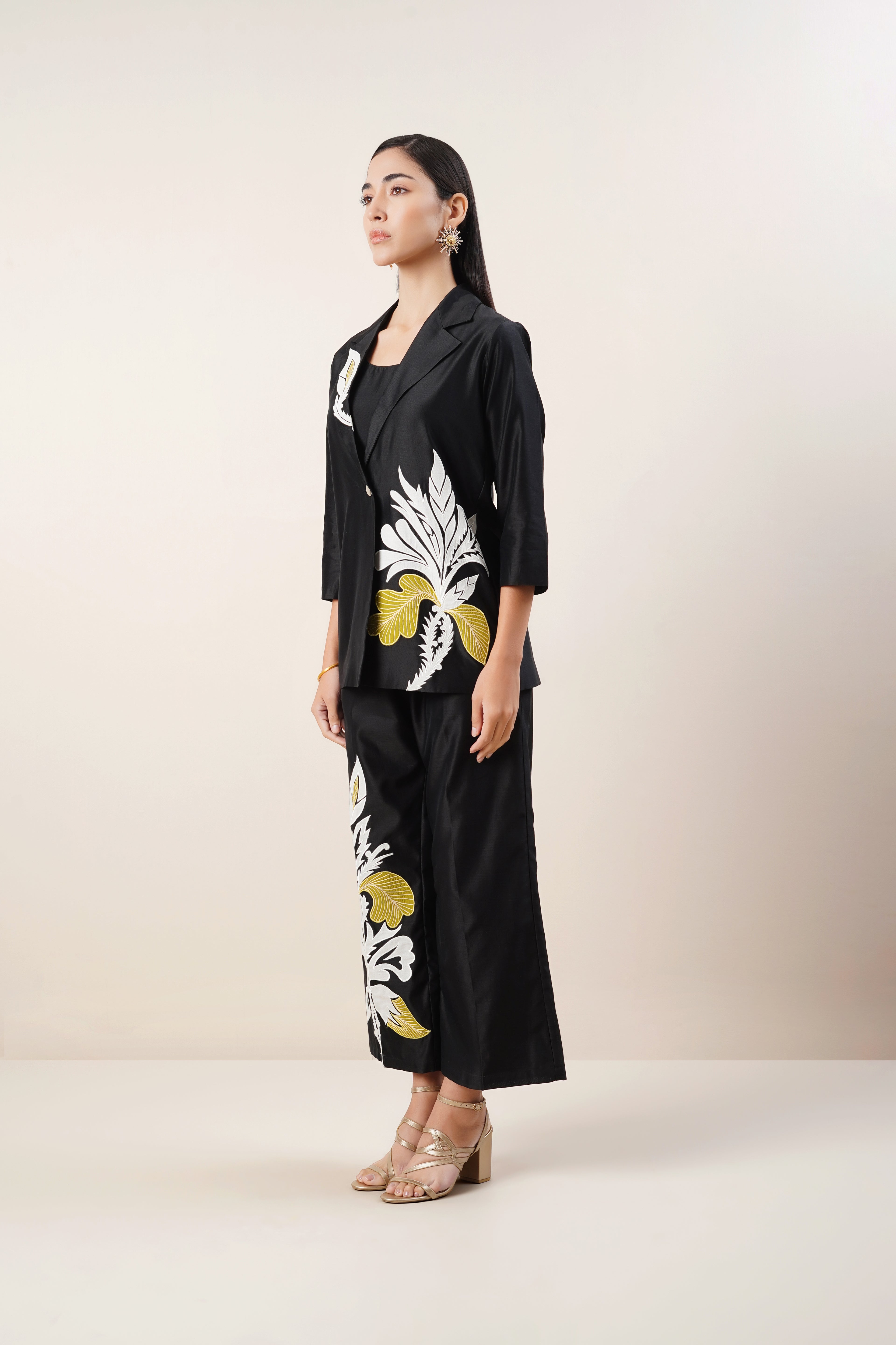 Secret Closet Ivy Co-ord Set in Noir Black